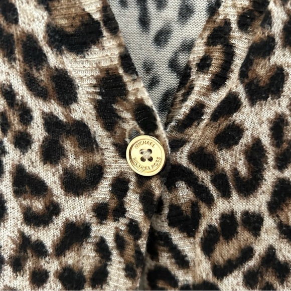 Michael Kors Leopard Cheetah Print Cardigan with Gold Details and Zipper Pockets - Picture 5 of 5